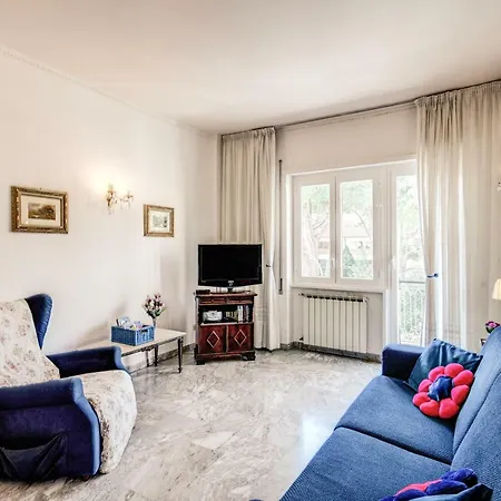 Blueclassichome רומא